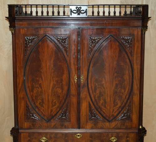 HERVORRAGENDER ANTIKER SCHRANK 18. JAHRHUNDERT 1760 THOMAS CHIPPENDALE LEINENPRESSE - Bild 7 von 24