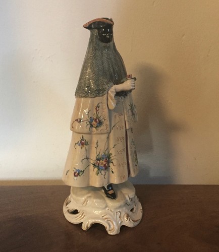 Máscara veneciana italiana figura de porcelana Commedia dell'Arte principios del siglo XX Italia - Imagen 8 de 12