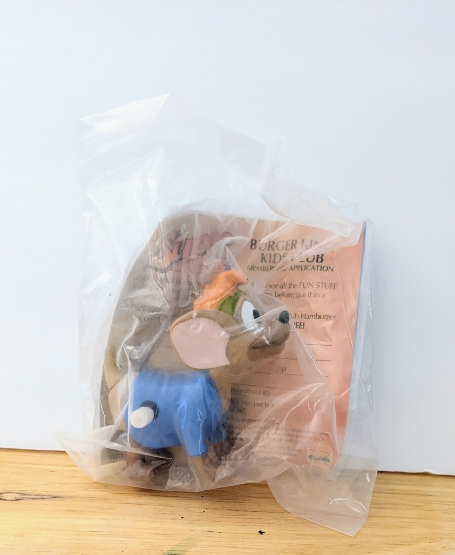 Tito Chihuahua Disney Oliver and Company 1996 Burger King Kids Toy 1996 SEALED