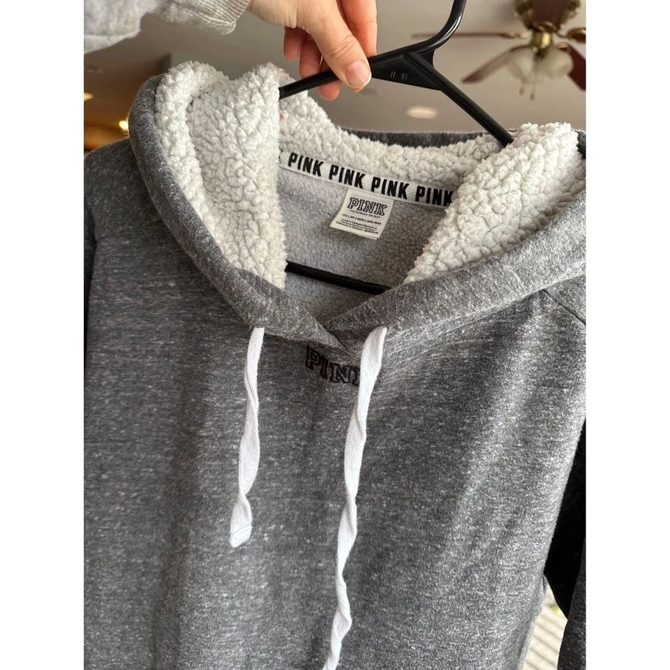 UNDERCOVER Felpa con cappuccio rosa Victorias Secret