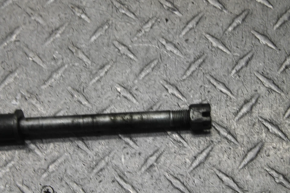 Suzuki TS100 1980 llanta delantera eje pivote perno 54711-16504 Foto 4 de 4