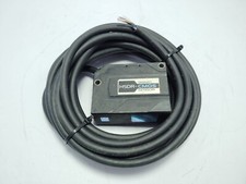 OMRON ZX1-LD300A81 Smart Sensor Laser Sensor with Built-in Amplifier