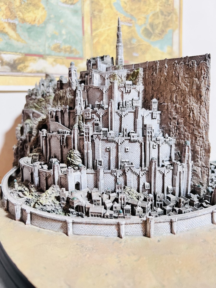 Weta Lord of The Rings MINAS TIRITH Capital of Gondor Environment Resin  Model