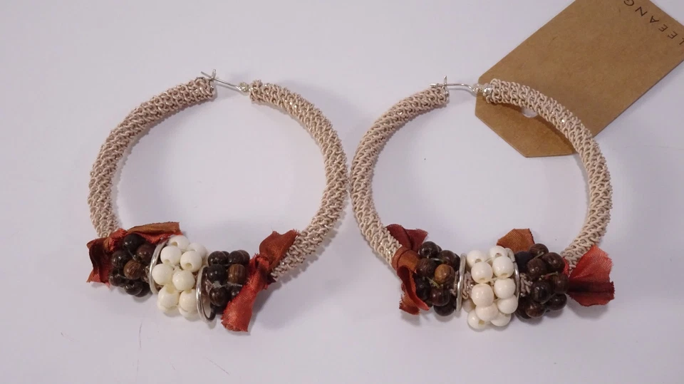 Lee Angel Women's beige Crochet Beaded Ribbon XL Hoop Earrings NWT165 - Image 3 of 4