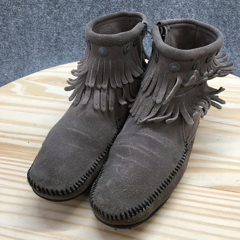 Botas Minnetonka Mujer 9 Doble Flecos Cremallera Lateral Sin usar, en caja, Botín Gris Gamuza Planas Foto 3 de 4
