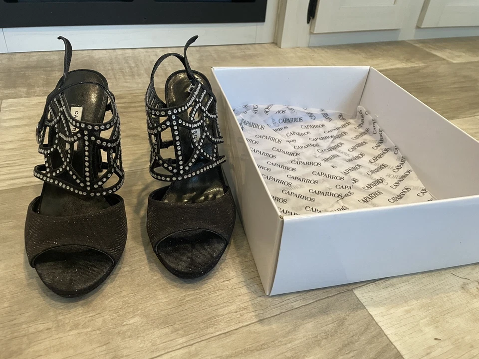 Sandalias Caparros Poet para mujer talla 6,5 negras brillantes tacones con tiras Foto 2 de 4