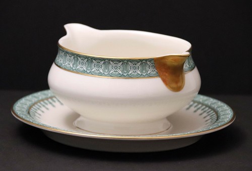 Theodore Haviland Cambridge Green Gravy Boat With Attached Underplate. Gold Trim - Picture 5 of 7