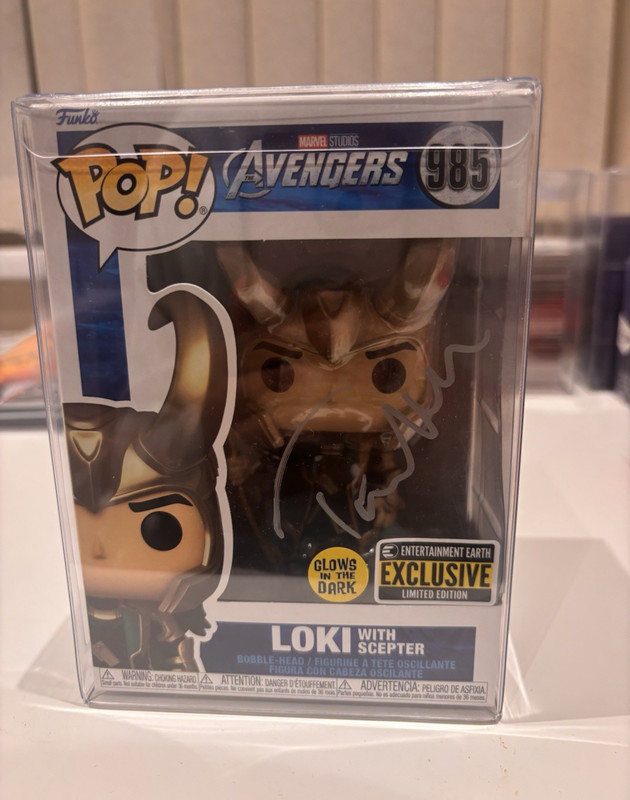 Funko Pop! Marvel Studios The Avengers Loki w/ Scepter #985 GITD EE Exclusive