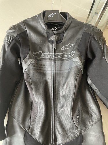 Alpinestars V2 Missile Grey/Black - Picture 2 of 4