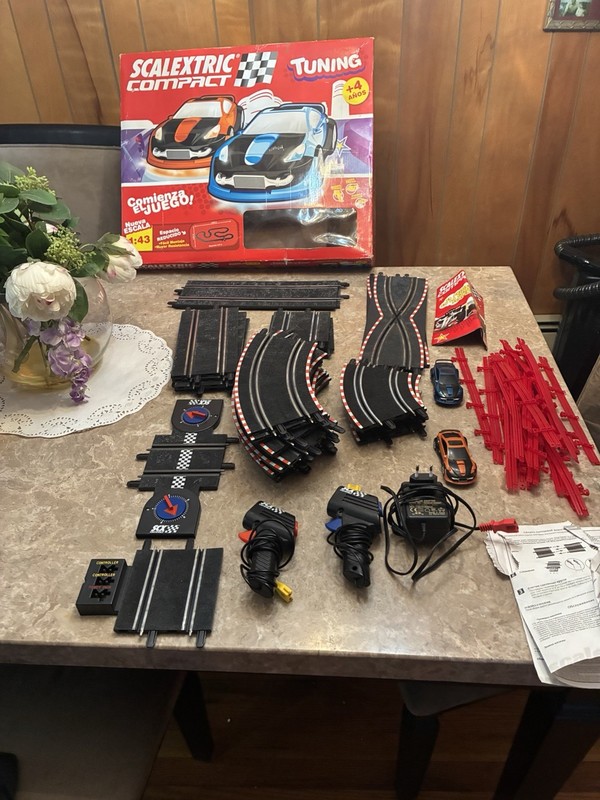 ScalextricCompact Race Car Set 1:43