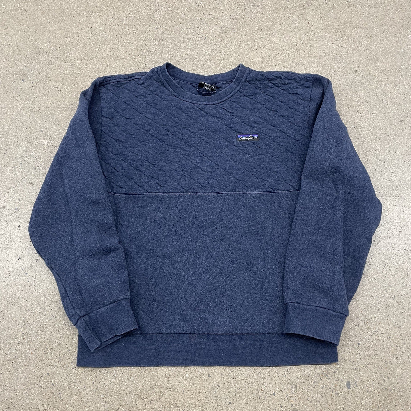 Men’s Patagonia Organic Cotton Quilted Sweatshirt Size M Navy