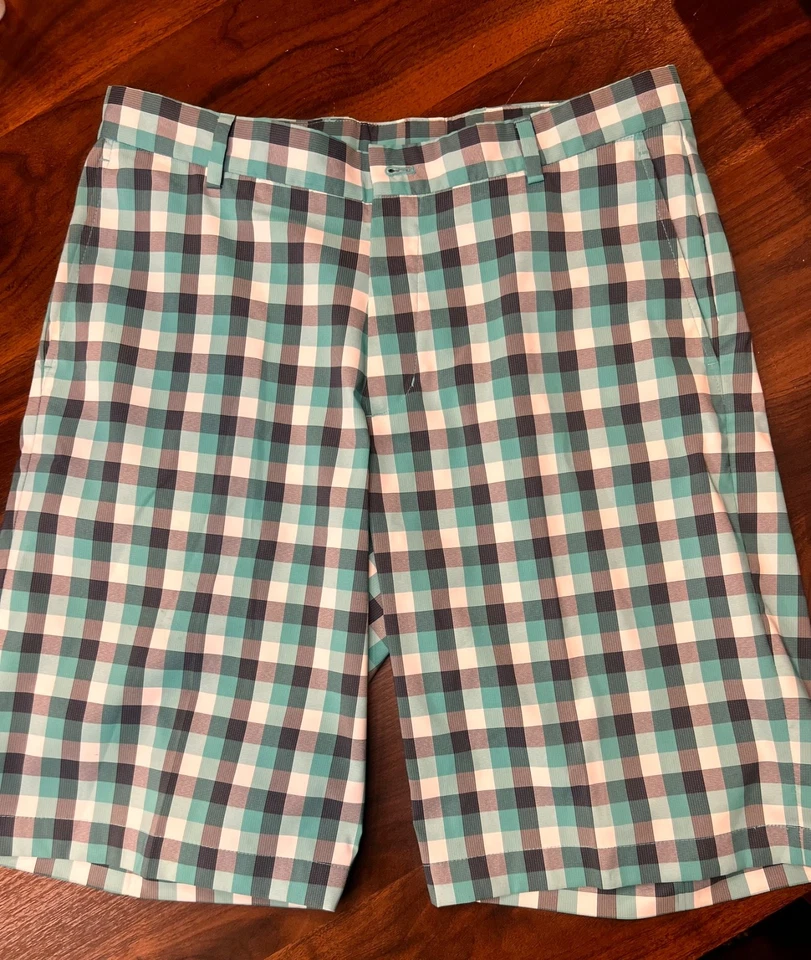 Pantalones Cortos de Golf Slazenger Talla 34 - Nuevos sin Etiquetas - Cuadros Turquesa a Cuadros - Estilo Rendimiento Foto 2 de 4