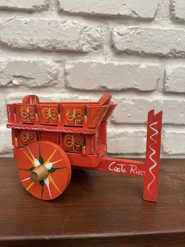 Traditional Costa Rican Hand-Painted Ox Cart - Artisan Crafted Decor - Picture 11 of 11