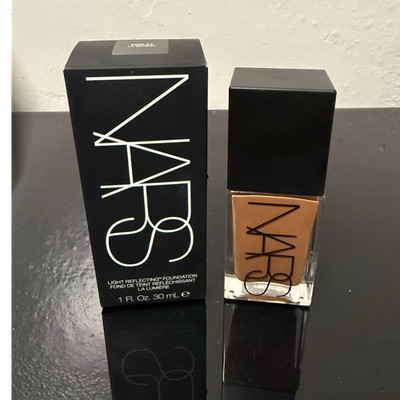 NARS Light Reflecting Foundation Deep 2.5 La Serena   1oz / 30ml
