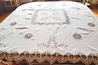 Tablecloth - early 20th century embroidered linen lace entourage -142 cm x 145 cm