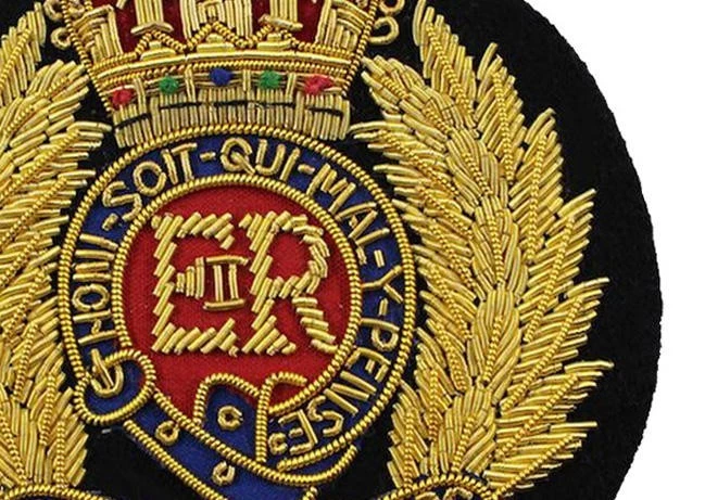 Royal Engineer Blazer Badge ER Gold Wire Badge Embroidered crest Customized Hand - Image 2 of 3