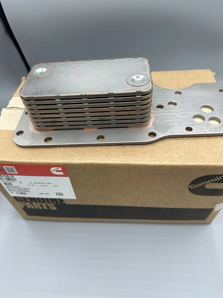 Refrigerador de óleo Cummins Dodge Ram Diesel 6.7L 24V ISBE 2007-Presente 3975818 - Imagem 3 de 4