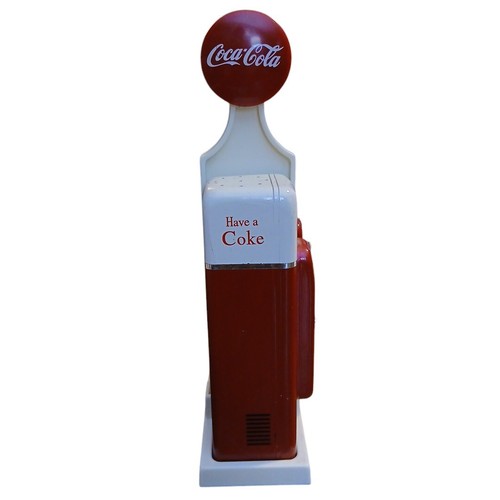 Drink Coca-Cola Salt & Pepper Shakers Vending Machines with Pedestal #8900 7.5"t - Picture 4 of 10