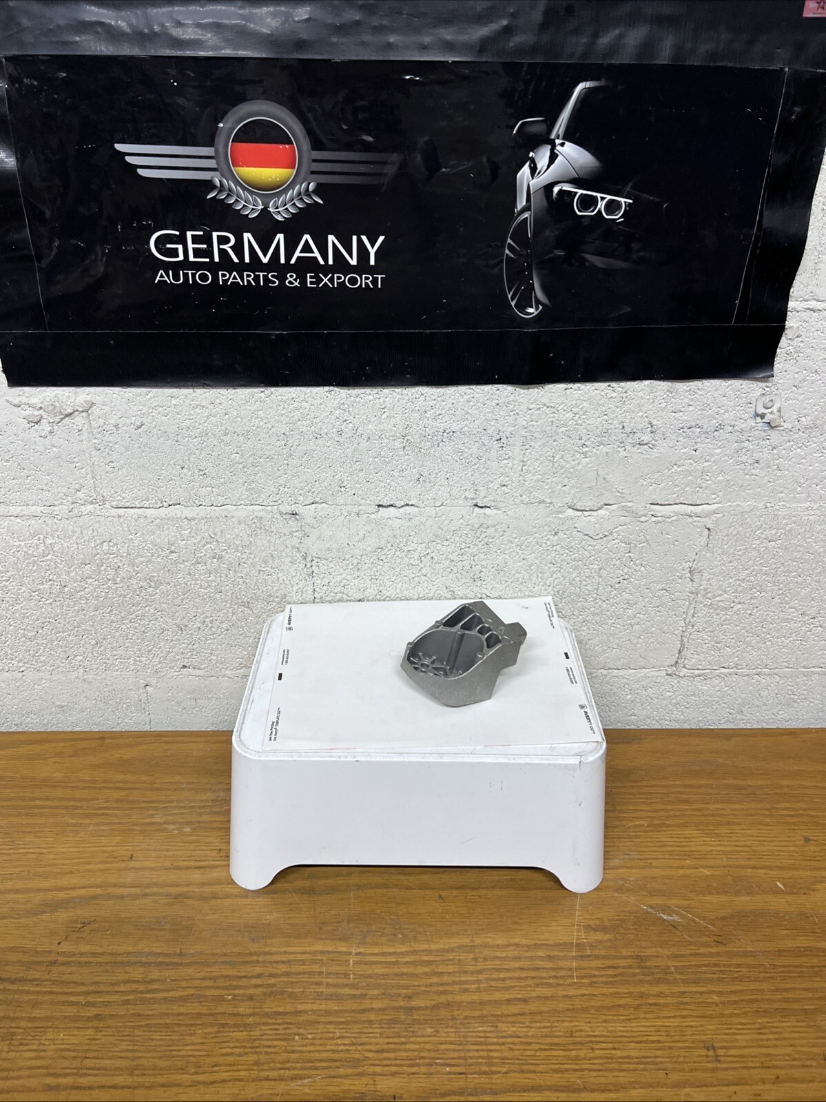 2014-20 Maserati Levante Ghibli Upper Radiator LH Mount Bracket OEM #C049