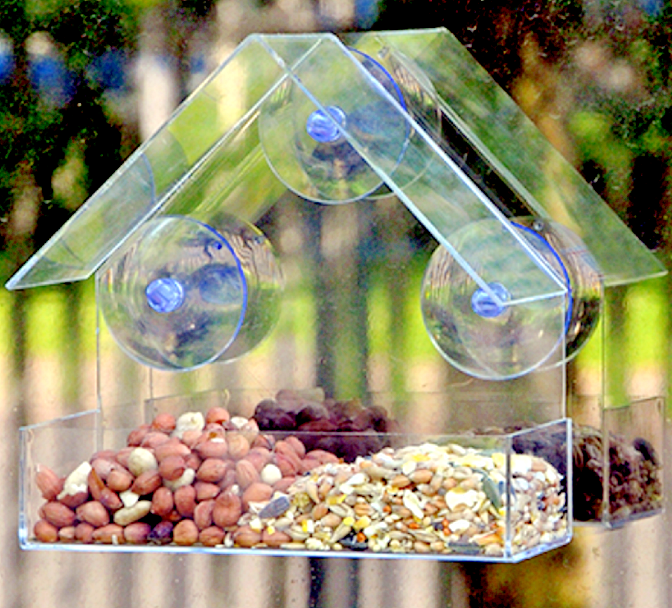 WINDOW FEEDER : Garden Wild Bird Feeding Tray kf Clear Plastic Seed Feed Bowl