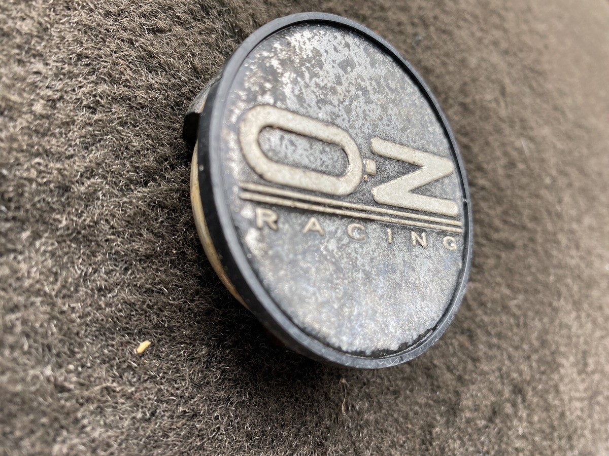 02 03 04 Mitsubishi Lancer OZ Racing Alloy Wheel Center Cap