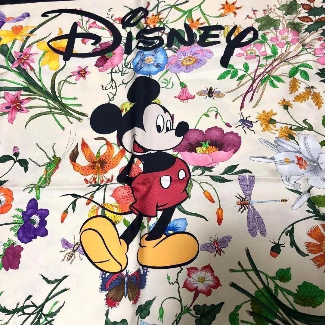 Foulard conçu souris Gucci x Disney Collaboration Mickey 90x90cm neuf