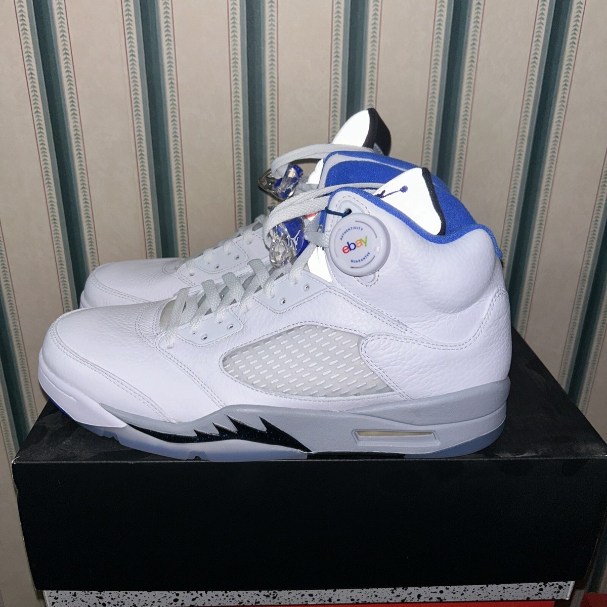 jordan 5 retro stealth mens stores