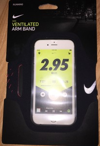 nike ventilated armband