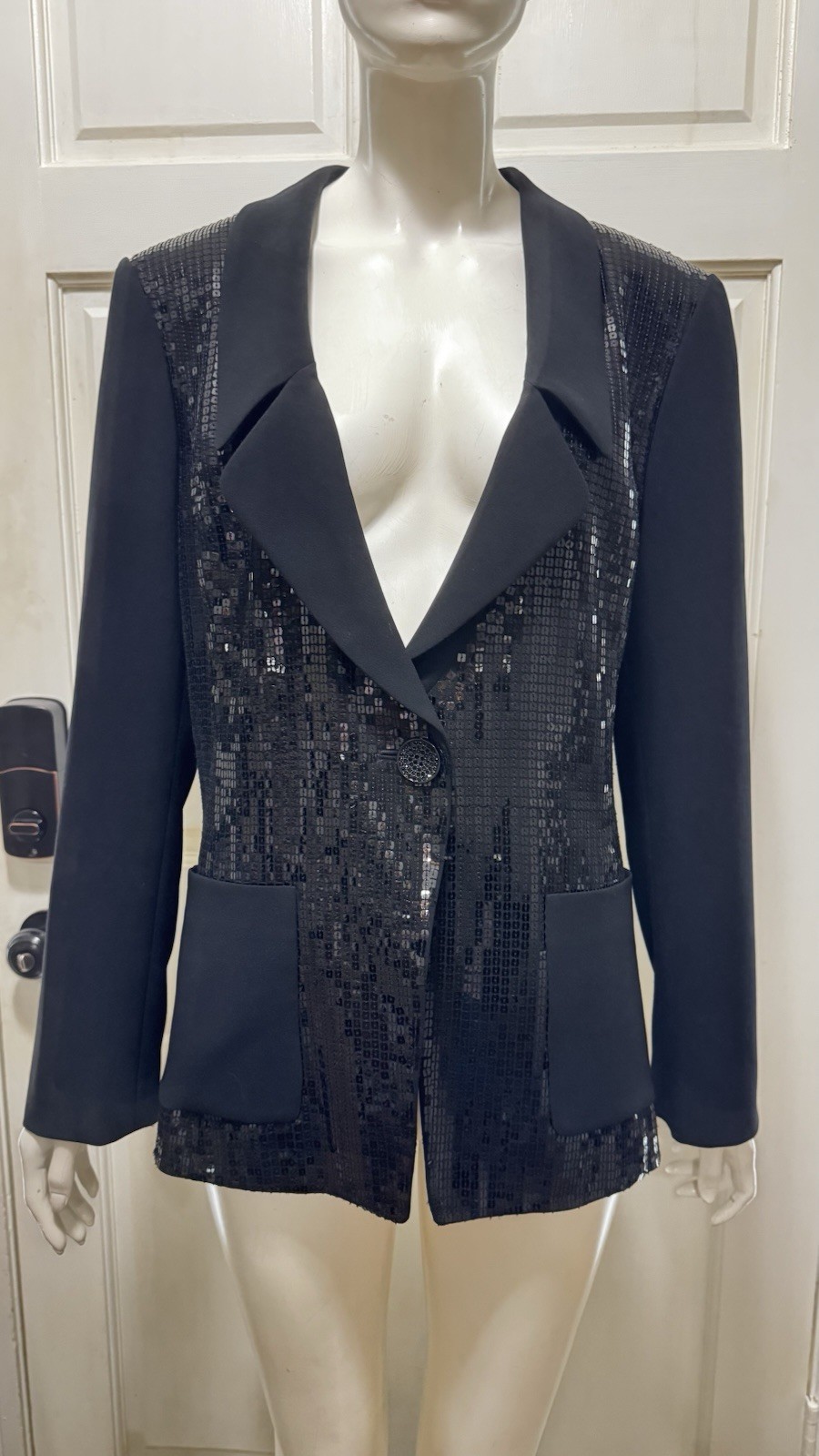 St John Black Front Sequin Blazer Jacket Women's Size 12 One Button Evening Wear