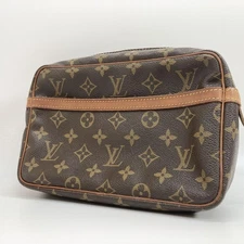 Beautiful Louis Vuitton Compiegne 23 Clutch Bag Monogram PVC