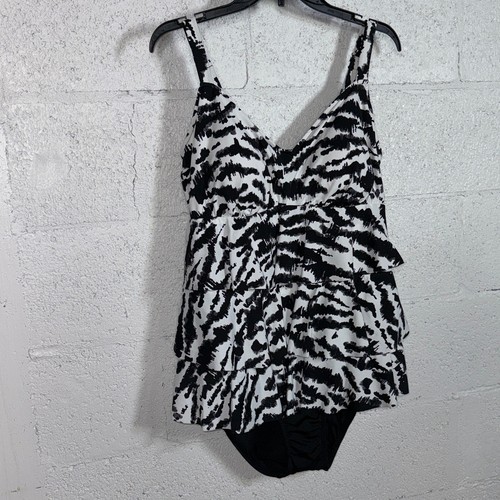 Swim Solutions Women's Printed Tiered Fauxkin black/white 16W $102 - Picture 2 of 9