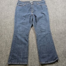 Levi  s Bootcut Jeans Women's 22W Medium Blue Stretch