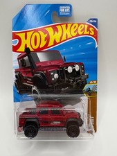 2025 Hot Wheels HW DIRT 10/10 '15 Land Rover Defender Double Cab 179/250 Q2