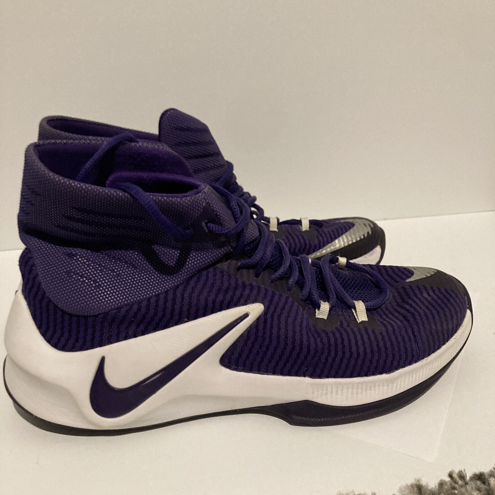 Nike Zoom Clear Out Purple Basketball Shoes Sneakers Mens Size 10 eBay