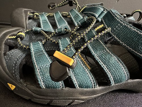 KEEN Newport H2 Sandals Big Kid's Size 7 Green Waterproof - Picture 8 of 13