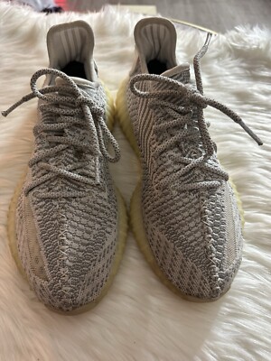 Size 8.5 adidas Yeezy Boost 350 V2 Cloud White Non-Reflective FW3043