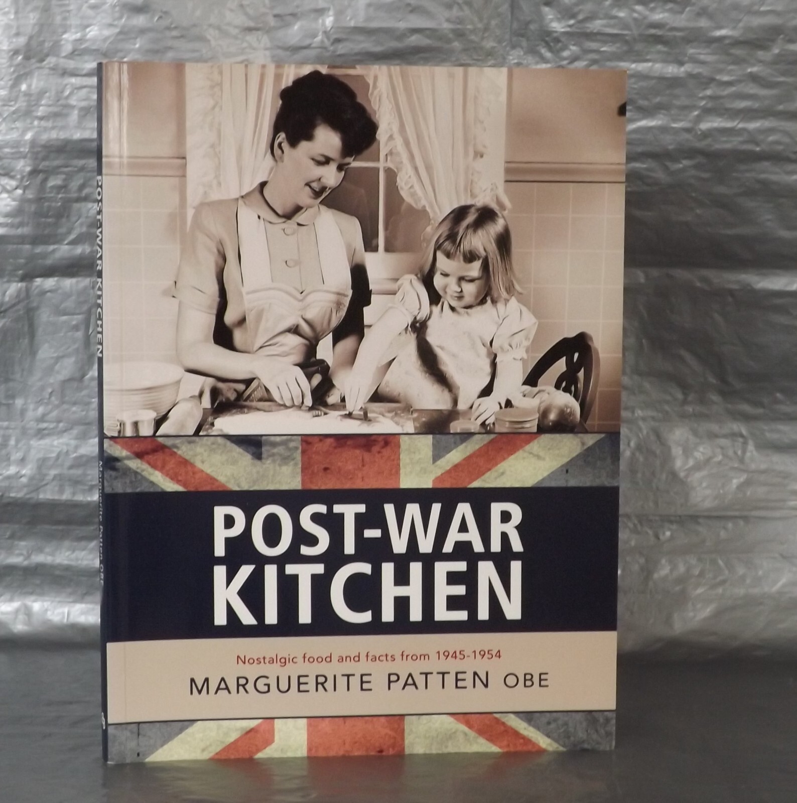 Post War Kitchen 2012 Paperback Book by Marguerite Patten Cooking 112 Pages