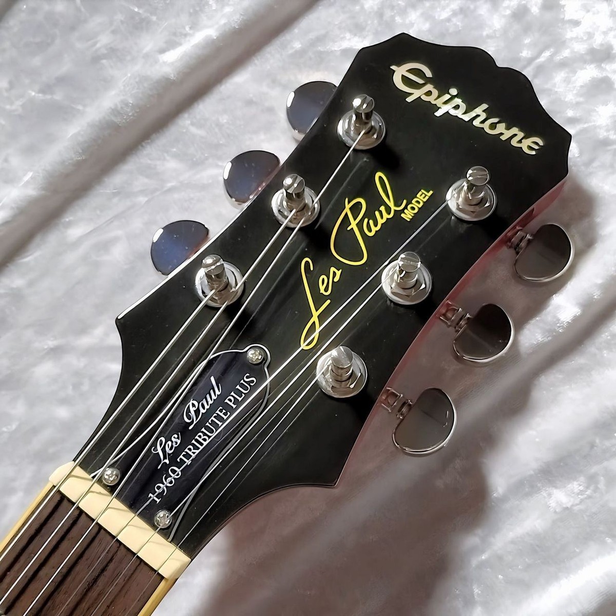 エピフォン レスポール 1960 トリビュートプラス Epiphone Les Paul 1960 Tribute Plus Heritage Cherry Sunburst