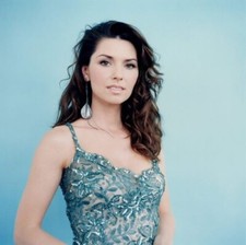 Shania Twain Unsigned 8" x 8" Photo - Canadian singer-songwriter and actress *B