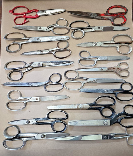 Vtg Lot Of 19 Scissors shears - Wiss Pinking, Clauss, Larkin, Kleencut, Capitol