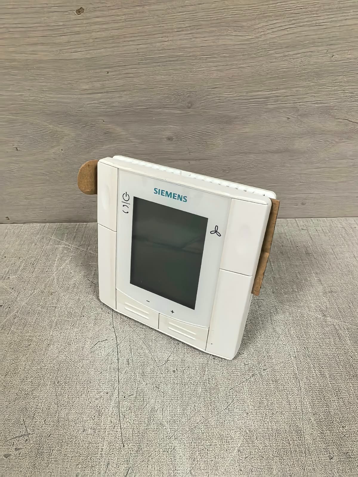 Siemens RDF300 130613H SIEMENS RDF300 130613H FLUSH-MOUNTED ROOM THERMOSTAT 230V 5