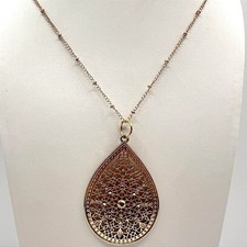 Vintage 90s Rose Gold Tone Filigree Teardrop Pendant Necklace Rhinestone Jewelry