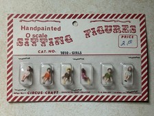 CIRCUS CRAFT FIGURES - O SCALE - SITTING GIRLS 1010 - O GAUGE TRAIN PEOPLE