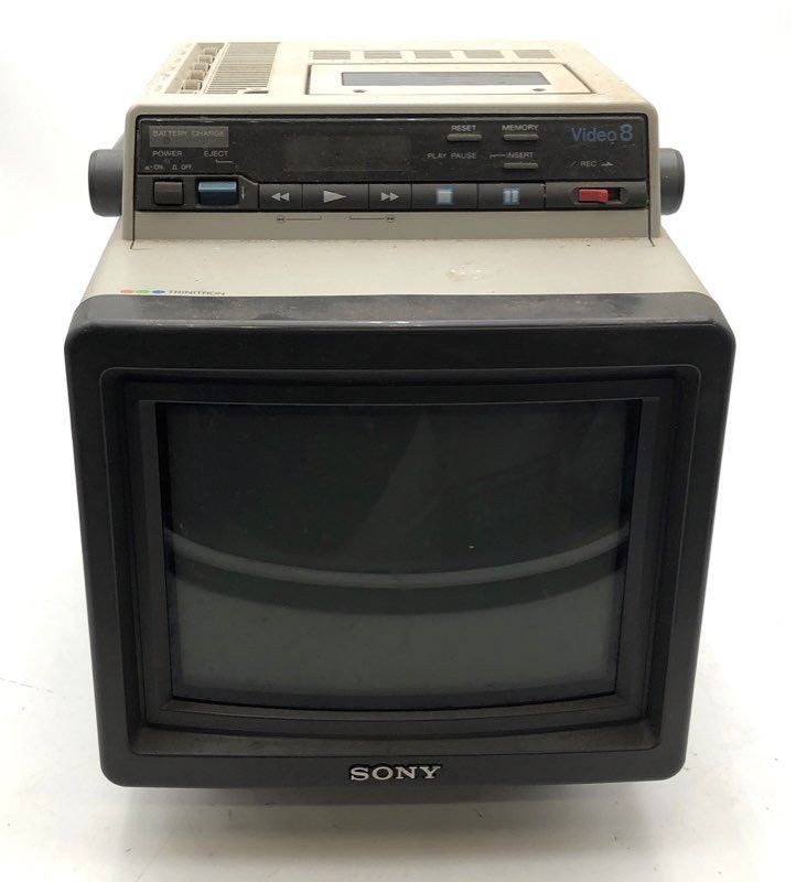 Vintage Sony EVM-8010 Trinitron Color Video Monitor Video 8 Player CRT 1987