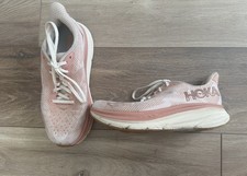 Hoka One One Clifton 9 Sandstone Cream Shoes Sneakers Women's Sz 8.5 1127896 SNC