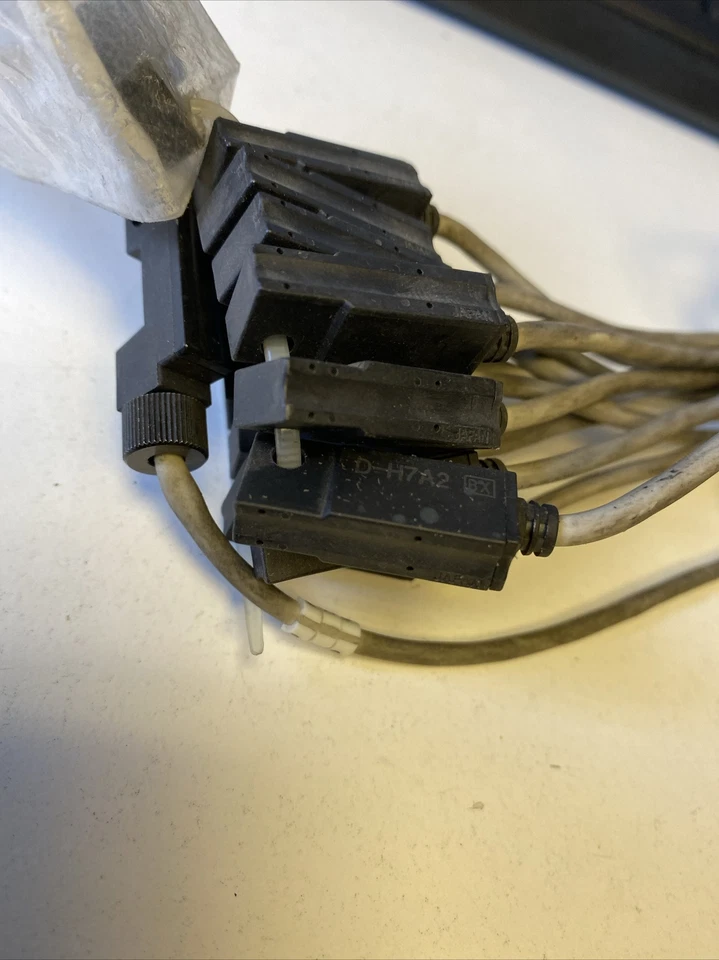 14x SMC D-H7A2 Electronic Signal Transmitter Switch, Proximity Switch - Image 2 of 4