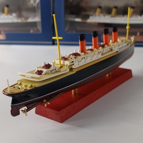 1:1250 Scale Alloy Diecast RMS LUSITANIA Cruise Ship Model Steamboat Collection - Picture 8 of 20