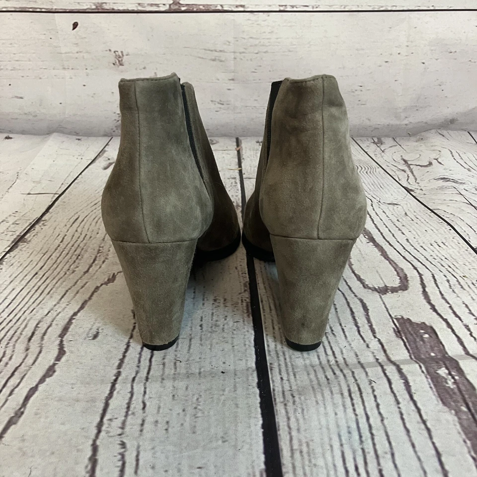 Marc Fisher LTD Boots Womens 7.5 Taupe Yale Ankle Pointed Pull On Suede Chelsea - Image 4 of 4