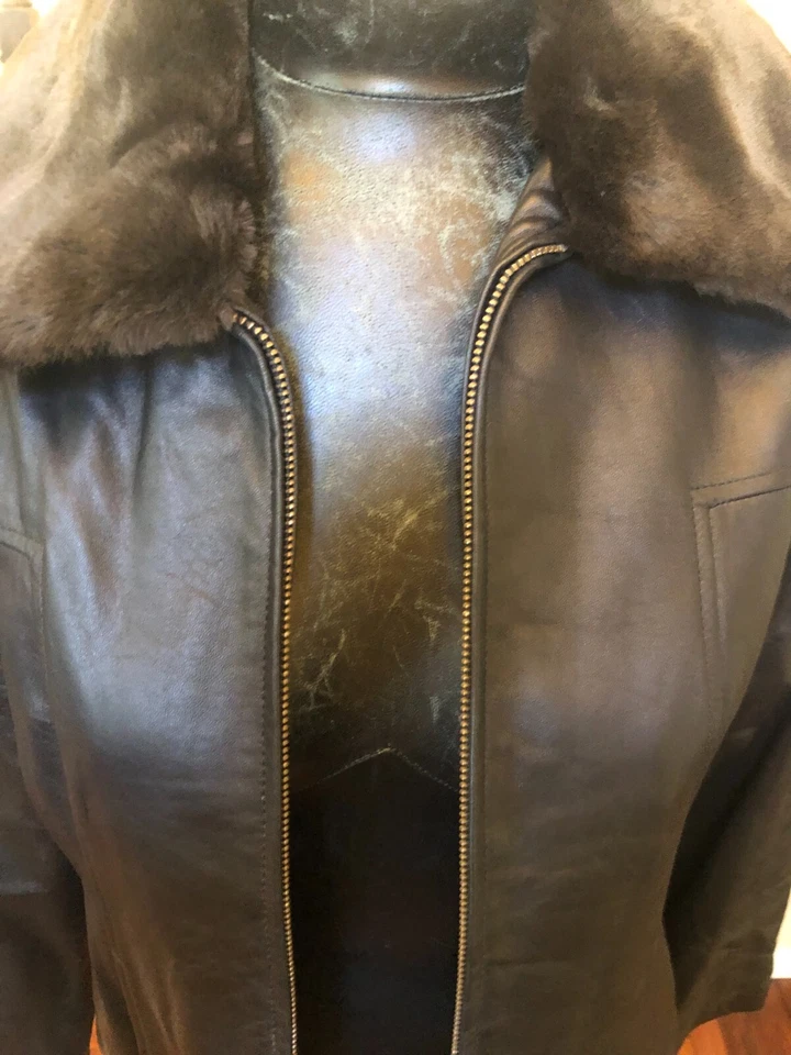 Chaqueta Anne Klein Piel de Cordero Genuina Cuero Suave Cremallera Det. Piel sintética cuello pequeño Foto 4 de 4