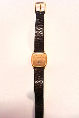 VINTAGE Tissot Stylist Watch Vintage Quartz Gold Swiss Made SEE